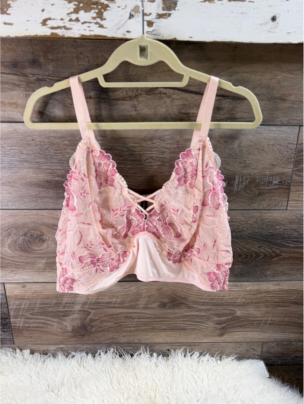 Torrid Curve Size 3 Pink Floral Lace Bralette Strappy Longline Coquette Lingerie